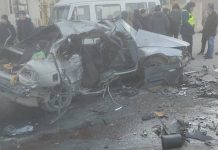 Машину после ДТП разорвало на части в Бишкеке. Есть жертвы