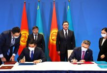 Казахстан окажет Кыргызстану военно-техническую помощь