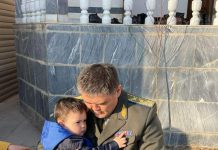 Камчыбек Ташиев небереси менен түшкөн сүрөттөрүн жарыялады