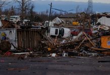 24 торнадо пронеслись за сутки по пяти штатам США. Погибли более 70 человек