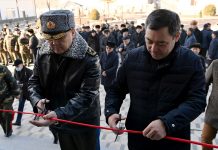 Президент УКМК кызматкерлеринин үйлөрүнүн мындан ары дагы курулушун убадалады