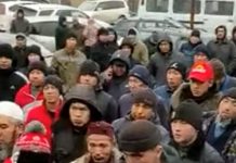 В селе Исмаил продолжаются акции протеста из-за изнасилования 16-летней девушки