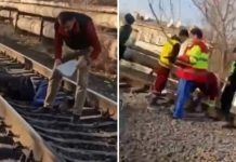 Поезд сбил пакистанца в Бишкеке. Происшествие попало на видео