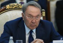 Данияр Ашимбаев: Нурсултан Назарбаев остается в политике