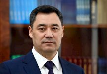 Садыр Жапаров Казакстандын президенти Касым-Жомарт Токаевге көңүл айтты