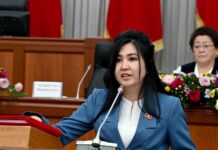 Орозайым Нарматова не будет оспаривать решение ЦИК о лишении ее мандата