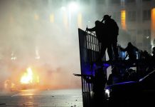 На всей территории Казахстана ввели режим ЧП