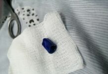 В школе Оша первоклассник умер, проглотив колпачок от ручки