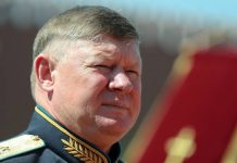 Казакстанда тынчтык орнотуучу аскерлерин генерал Андрей Сердюков башкарат