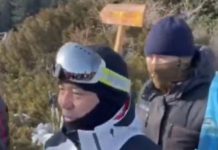 Президента Жапарова заметили на горнолыжке в Караколе