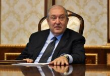 Президент Армении Армен Саркисян сообщил, что уходит в отставку