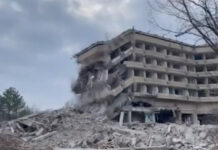 ВИДЕО. Как сносят гостиницу «Иссык-Куль» в Бишкеке