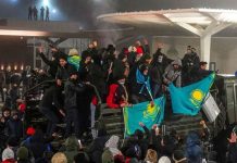 «Нас пытаются разобщить». Казахские блогеры призывают кыргызстанцев и казахстанцев не поддаваться на провокации