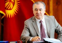 Омурбек Текебаев: В Кыргызстане хотят установить авторитаризм, и поэтому идет давление на журналистов