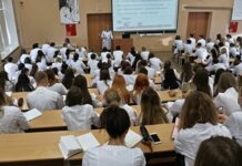 Алымкадыр Бейшеналиев: “Он жети университет жабылат”