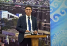 Бишкектин вице-мэри Азат Узаков коррупцияга шектелип камакка алынды, – УКМК