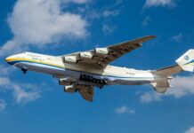 Под Киевом уничтожен крупнейший в мире транспортный самолет Ан-225 «Мрия»