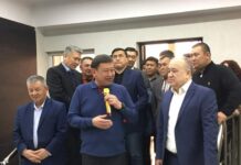 Өмүрбек Текебаевди тарапташтары жылуу узатты