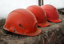 «Казатомпромдун» жүздөгөн жумушчусу иш таштады