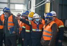 Акылбек Жапаров Кемин районундагы Талды-Булак Сол жээк кенине барды