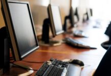 Школы Кыргызстана получат компьютерное оборудование и оргтехнику