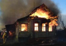 Баткенде 3 бөлмөлүү турак үйдү балдар өрттөп салышты