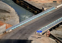 “CHINA ROAD” куруп жаткан көпүрөнүн темирлеринин уурдалышы боюнча тергөө жүрүп жатат