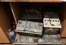 Аламүдүн районунда аккумулятор уурдоого шектүү кармалды