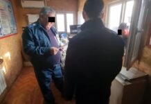 За поборы с водителей грузовиков задержаны инспекторы Минтранса