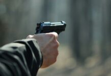 Питерде кыргыз жаранынын башына атып кетишти