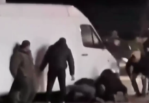 В Сокулуке водитель на внедорожнике сбил двух школьниц и скрылся