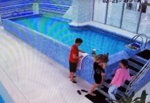 В Бишкеке ребенку с ДЦП не разрешили тренироваться в бассейне