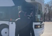 Автобус со 107 кыргызстанцами выехал из Киева в Венгрию