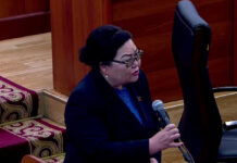 В Жогорку Кенеше предложили принять закон об иноагентах