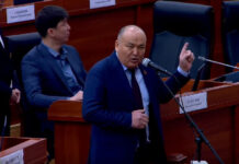 Депутат: Уровень Эдиля Байсалова — директор цирка. Но он даже цирк не потянет