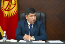 Айбек Жунушалиев: “Отставка тууралуу эч ким, эч нерсе деп айта элек”