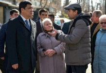 Бишкек мэри 10-кичирайондогу турак үйдүн артына кичи сквер курууну сунуштады