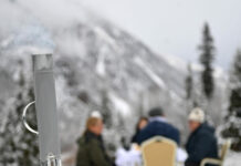 Жапаров ПРООНдун Кыргызстандагы өкүлү Луиз Чемберлен жана ЕККУнун Программалык кеңсесинин башчысы менен баарлашты