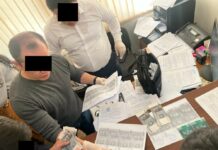 Октябрь райондук Соттук аткаруучулар кызматынын бөлүмүнүн башчысынын милдетин убактылуу аткаруучусу пара менен кармалды