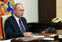 Владимир Путин 10 миң доллардан ашык акчаны өлкөдөн алып чыгууга тыюу салды