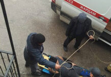 Кызыл-Кыя шаарынын жашоочусу 3-кабаттан кулап кеткен