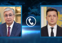 Зеленский переговорил по телефону с Токаевым. Обсудили ситуацию в Украине