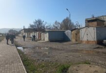 В Бишкеке демонтируют 49 гаражных кооперативов, — Эмилбек Абдыкадыров