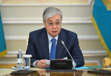 Казахстан отойдет от суперпрезидентской формы правления, — Токаев