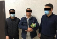 Милициянын полковниги баңгизаттарды сатуу менен алектенгендердин үстүнөн коргоп жүргөн