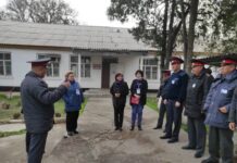 Чүй районунун милиция кызматкерлери элди каттоо учурунда коопсуздукту камсыздоодо