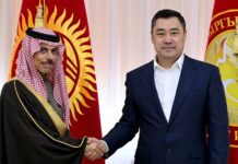 Садыр Жапаров встретился с главой МИД Саудовской Аравии. Что обсудили