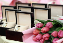 Президент өлкөнүн бардык аймактарынан келген ар кыл кесиптин өкүлдөрү менен жолугушту