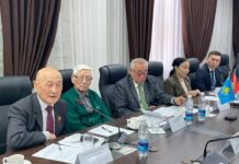 Мнение общественных деятелей и политологов КР о послании президента Касым-Жомарта Токаева народу Казахстана