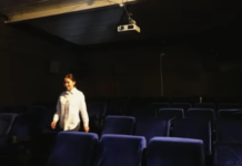 Блогер рассказал о кинотеатре в Москве, где показывают только кыргызские фильмы